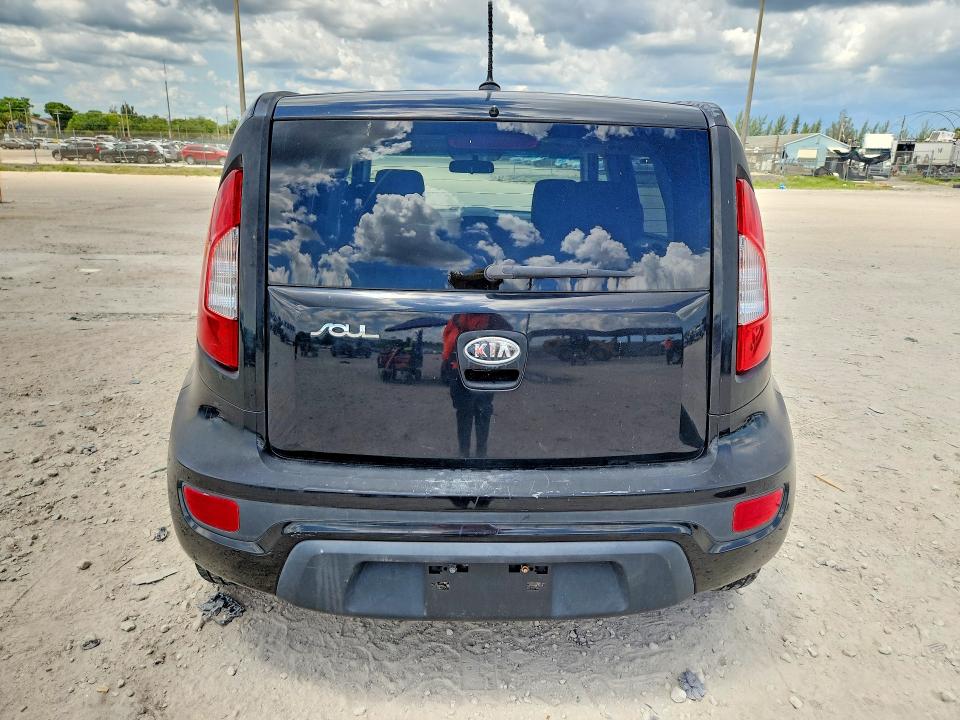 2012 Kia Soul მანქანა იყიდება აუქციონზე, vin: KNDJT2A57C7477196, აუქციონის ნომერი: 65013376
