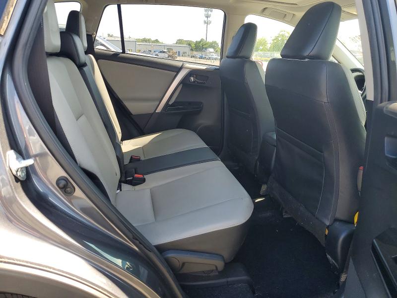 63870816 :رقم المزاد ، JTMDFREV3JD253977 vin ، 2018 Toyota Rav4 مزاد بيع