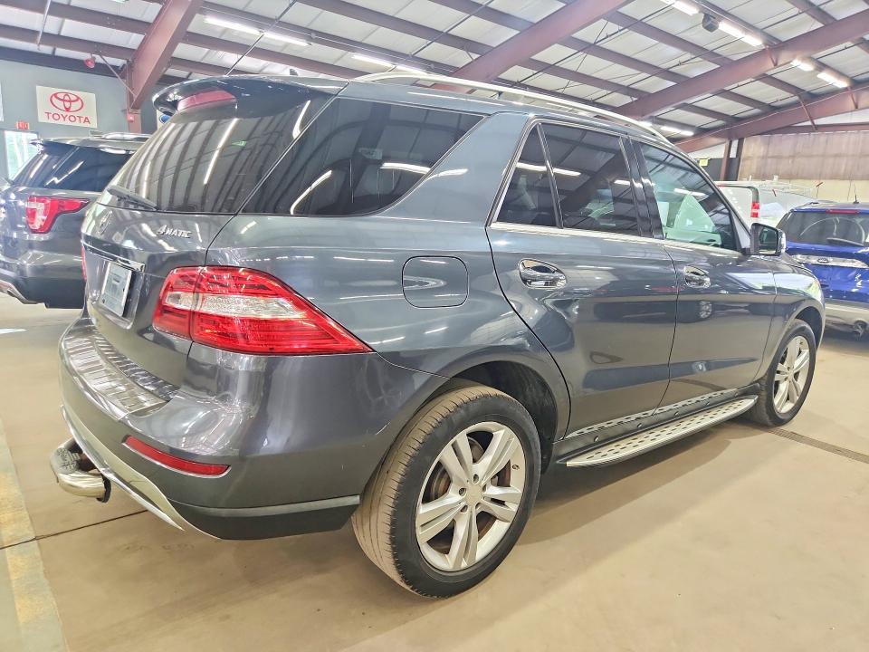 65197406 :رقم المزاد ، 4JGDA5HBXDA157239 vin ، 2013 Mercedes-benz Ml مزاد بيع