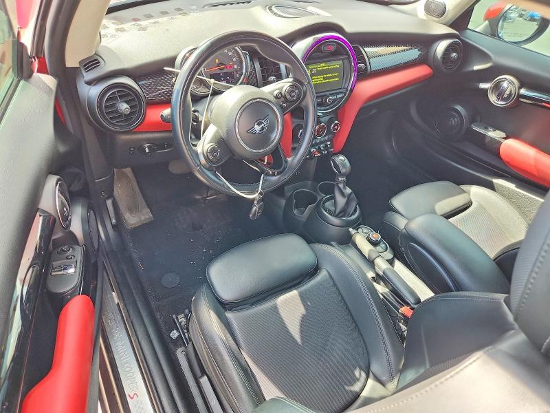 Продаж на аукціоні авто 2018 Mini Cooper, vin: WMWXP7C59J2A49178, номер лоту: 65615596