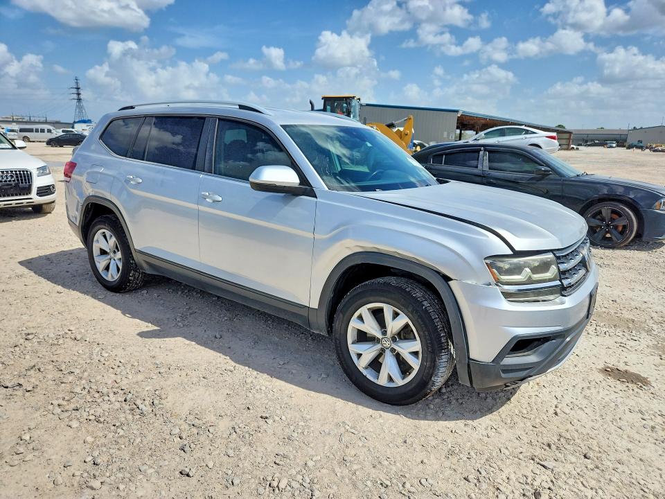 2018 Volkswagen Atlas მანქანა იყიდება აუქციონზე, vin: 1V2DR2CAXJC549498, აუქციონის ნომერი: 64718816