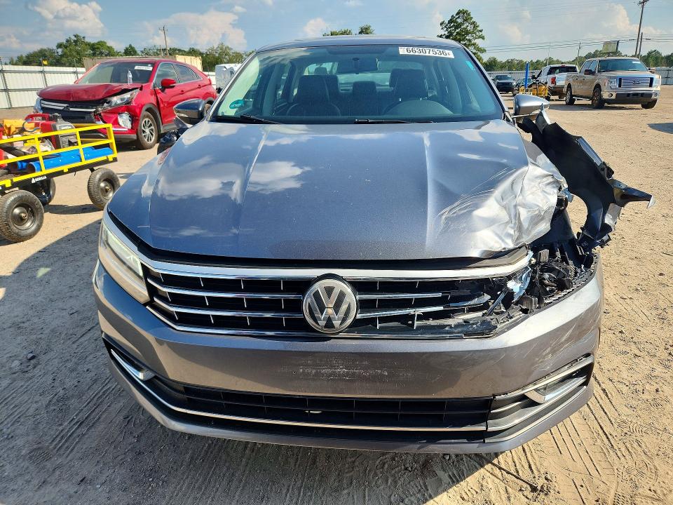 66307536 :رقم المزاد ، 1VWBS7A39GC055492 vin ، 2016 Volkswagen Passat مزاد بيع