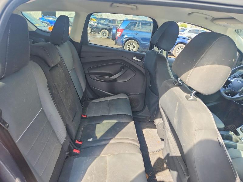 65840956 :رقم المزاد ، 1FMCU9G91FUC46868 vin ، 2015 Ford Escape مزاد بيع