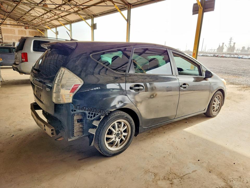 Продажа на аукционе авто 2012 Toyota Prius V, vin: JTDZN3EU6C3033481, номер лота: 63768146