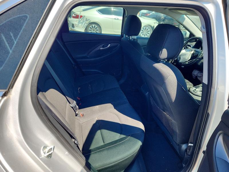 Продаж на аукціоні авто 2018 Hyundai Elantra Gt, vin: KMHH35LE4JU056754, номер лоту: 63498126