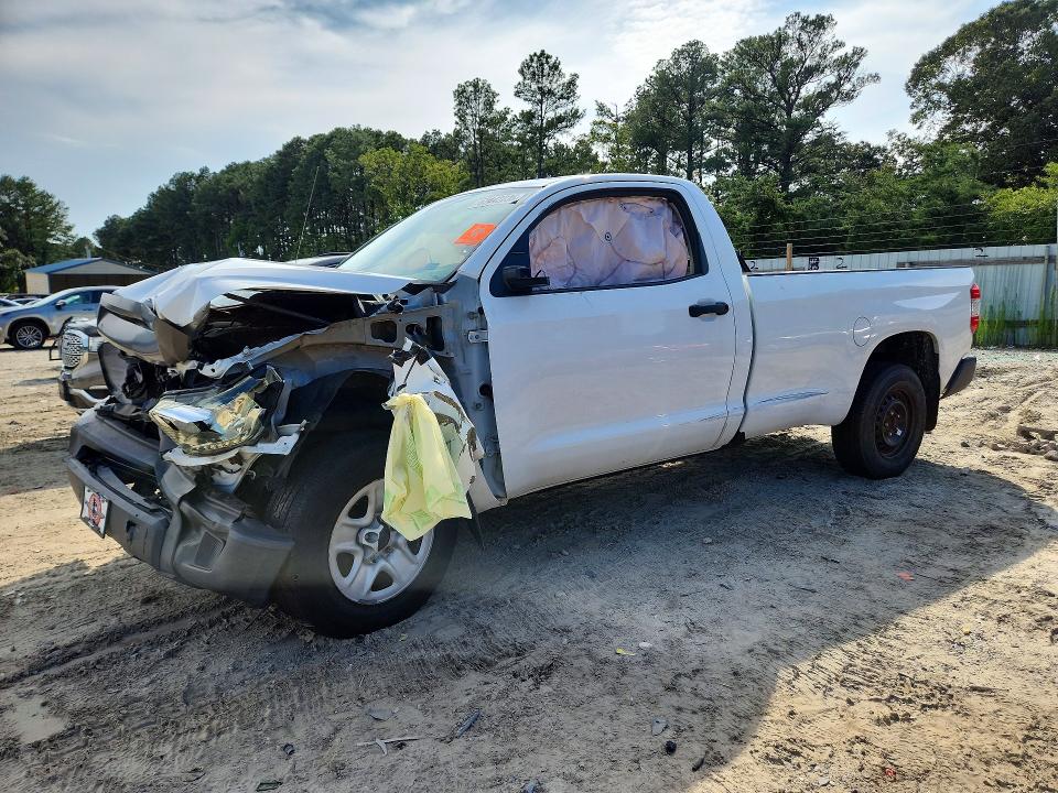 63442236 :رقم المزاد ، 5TFPW5F14FX449319 vin ، 2015 Toyota Tundra مزاد بيع