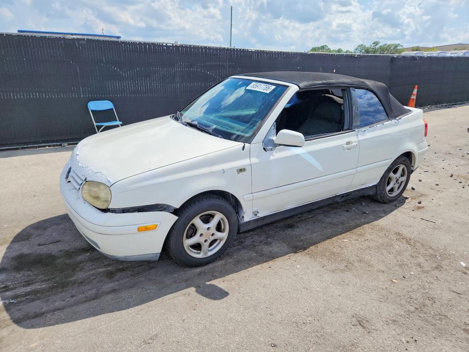 65917786 :رقم المزاد ، 3VWCC21V62M805394 vin ، 2002 Volkswagen Cabrio مزاد بيع