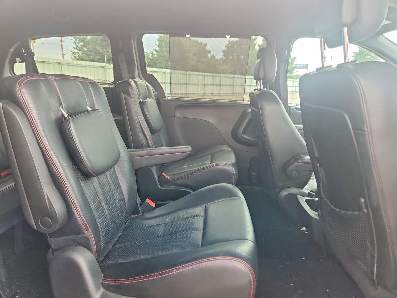 64042776 :رقم المزاد ، 2C4RDGEG3JR200520 vin ، 2018 Dodge Grand Caravan مزاد بيع