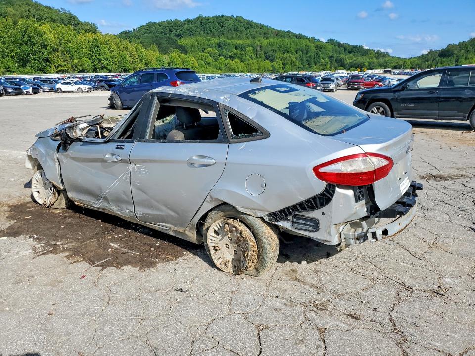2014 Ford Fiesta მანქანა იყიდება აუქციონზე, vin: 3FADP4AJ7EM106371, აუქციონის ნომერი: 63588506