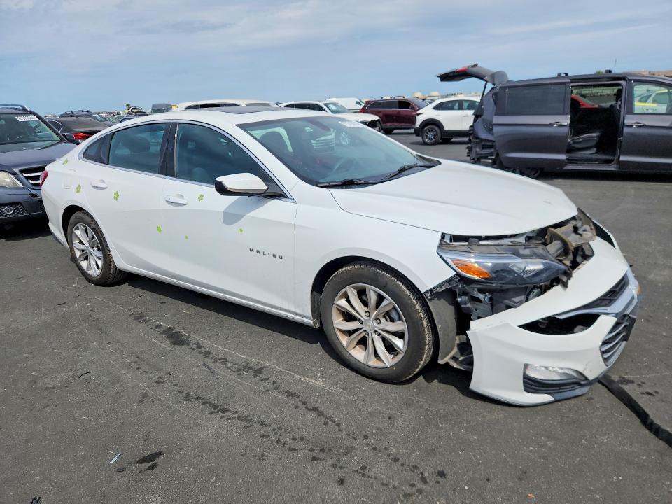 Продажа на аукционе авто 2021 Chevrolet Malibu, vin: 1G1ZD5ST1MF071378, номер лота: 67031836