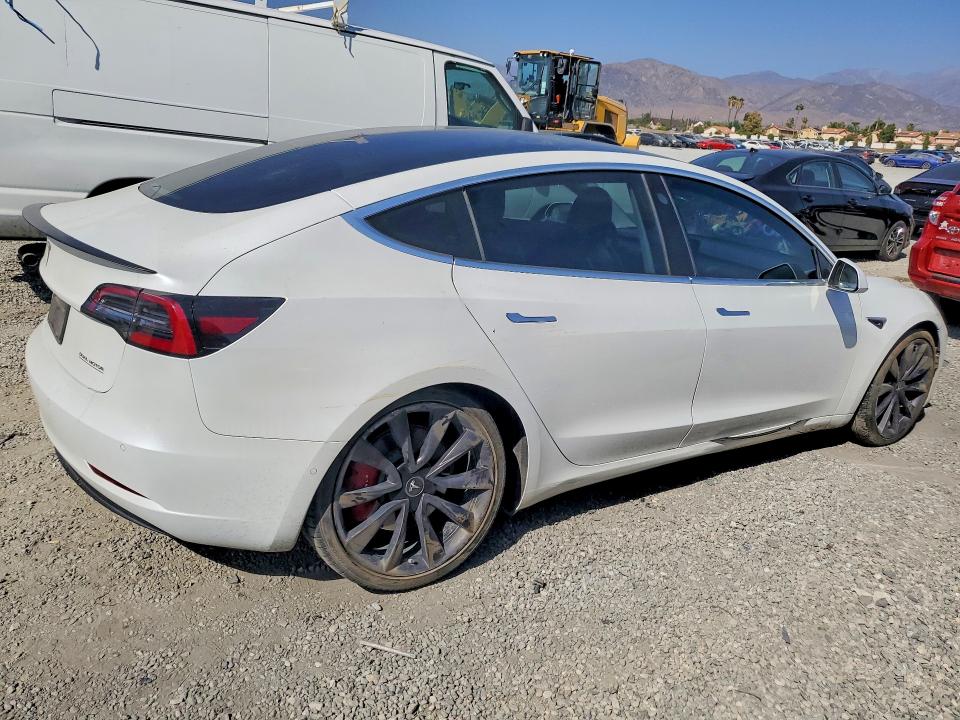 2020 Tesla Model 3 მანქანა იყიდება აუქციონზე, vin: 5YJ3E1EC7LF624357, აუქციონის ნომერი: 67194656