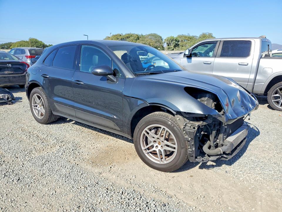 64485236 :رقم المزاد ، WP1AA2A51LLB01976 vin ، 2020 Porsche Macan مزاد بيع