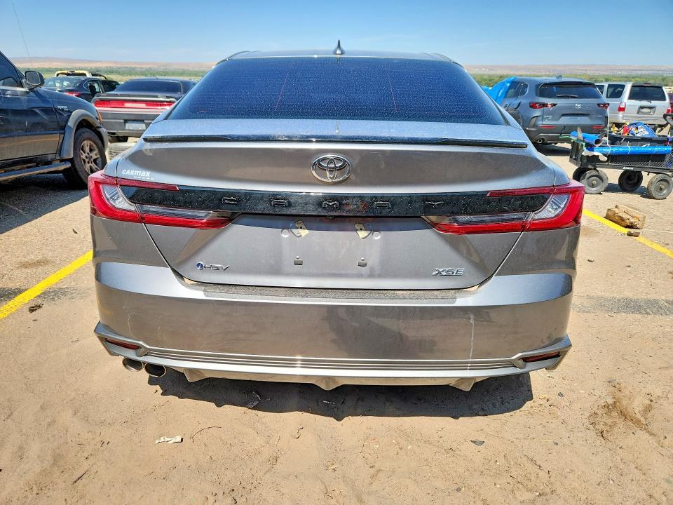 63509626 :رقم المزاد ، 4T1DAACK1SU586782 vin ، 2025 Toyota Camry مزاد بيع