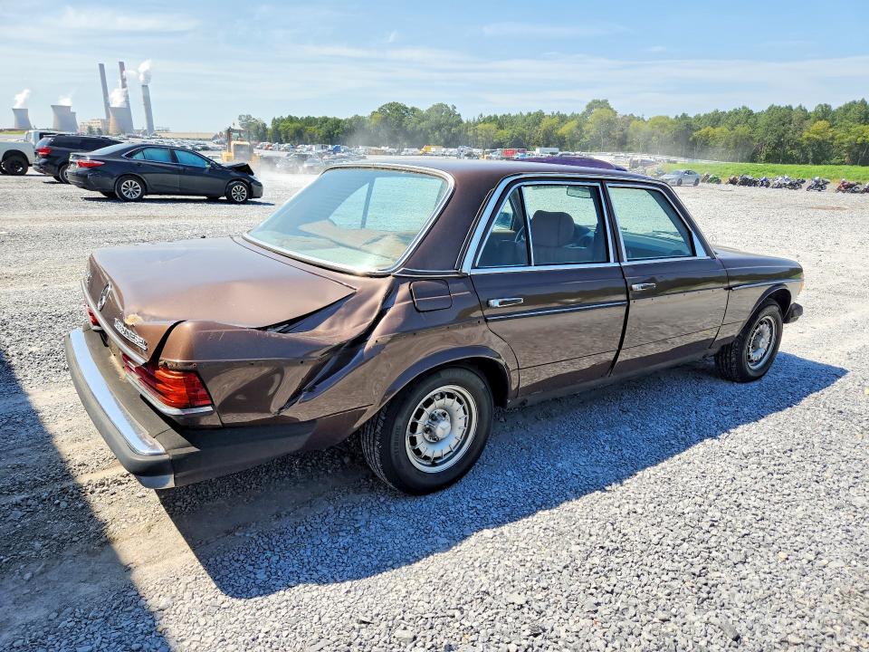 1985 Mercedes-benz 300 მანქანა იყიდება აუქციონზე, vin: WDBAB33CXFA272238, აუქციონის ნომერი: 65902846