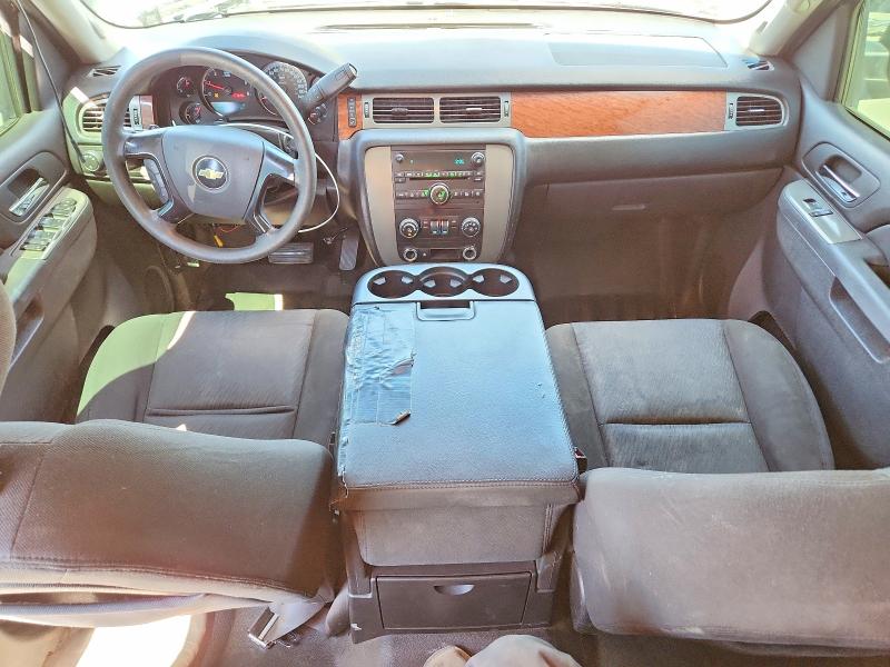 2011 Chevrolet Tahoe მანქანა იყიდება აუქციონზე, vin: 1GNLC2E00BR147336, აუქციონის ნომერი: 64120626