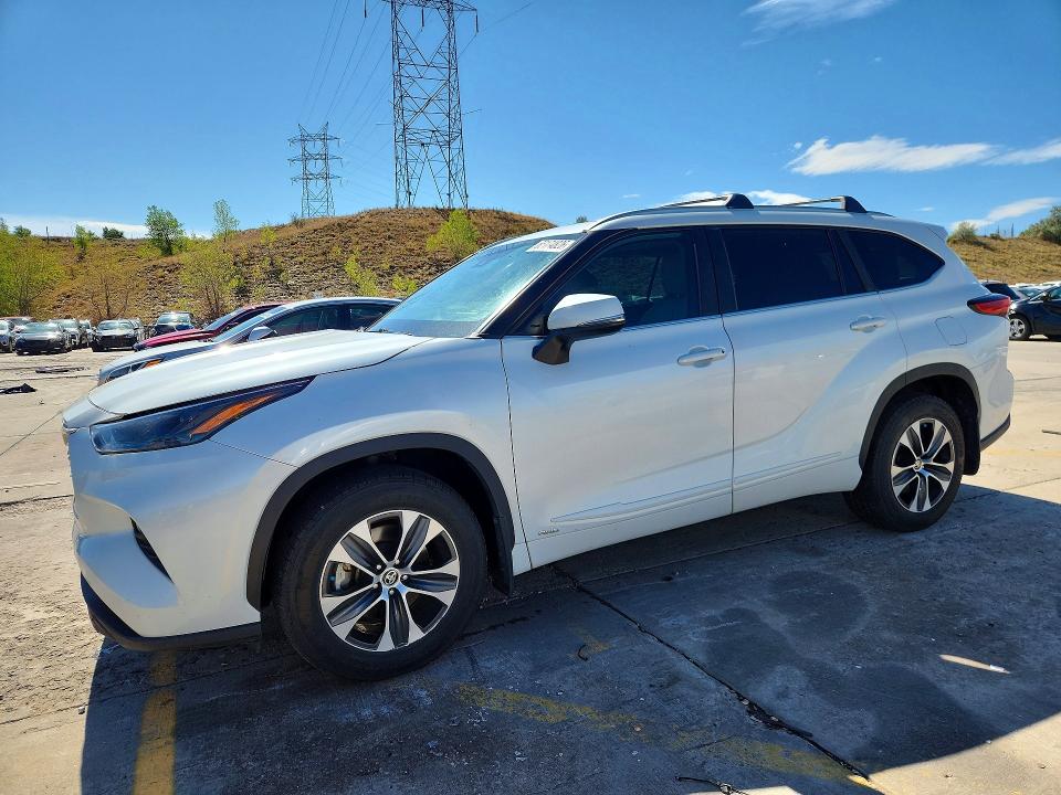 Aukcja sprzedaży 2023 Toyota Highlander Hybrid, vin: 5TDKBRCH2PS575927, numer aukcji: 65174826