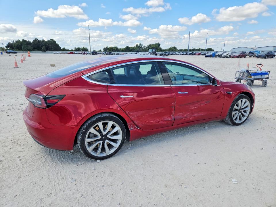 Продажа на аукционе авто 2018 Tesla Model 3, vin: 5YJ3E1EA6JF020309, номер лота: 64090496