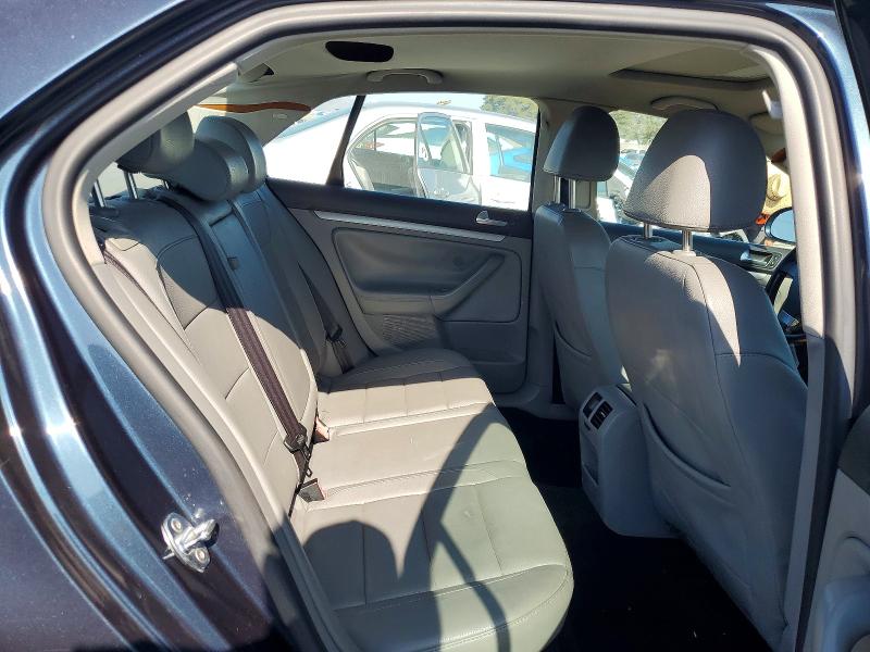 Продаж на аукціоні авто 2008 Volkswagen Jetta, vin: 3VWRZ71KX8M051971, номер лоту: 63730296