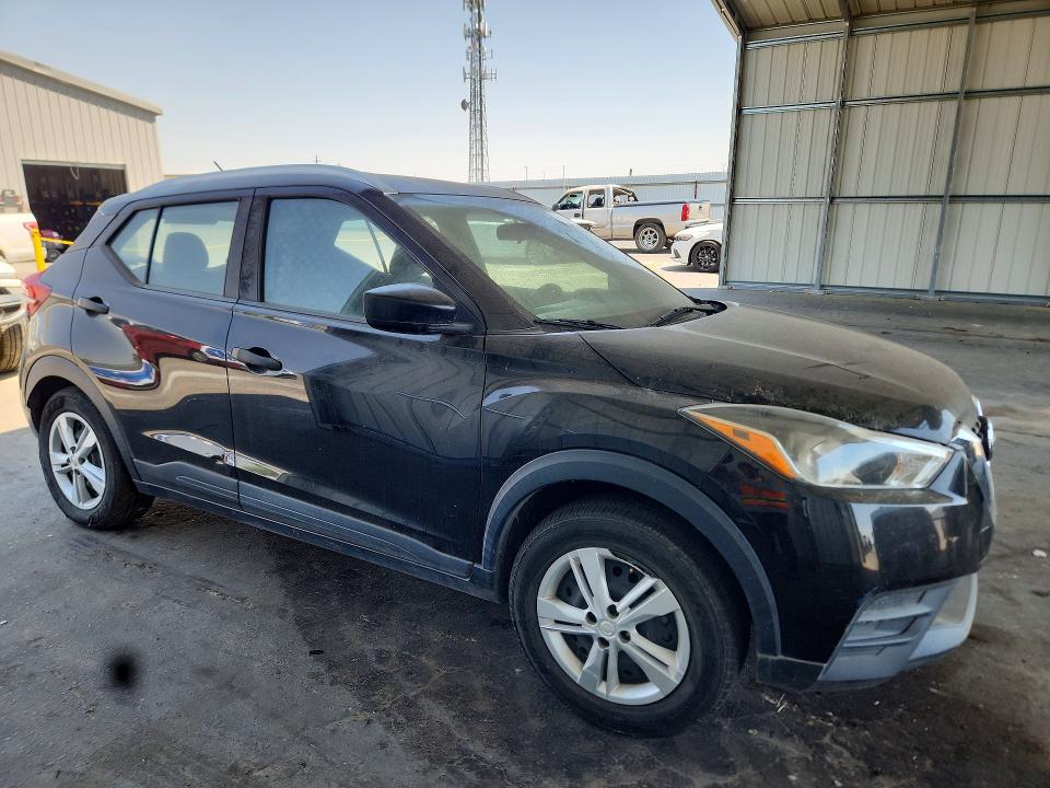 Продаж на аукціоні авто 2019 Nissan Kicks, vin: 3N1CP5CUXKL501300, номер лоту: 64039956
