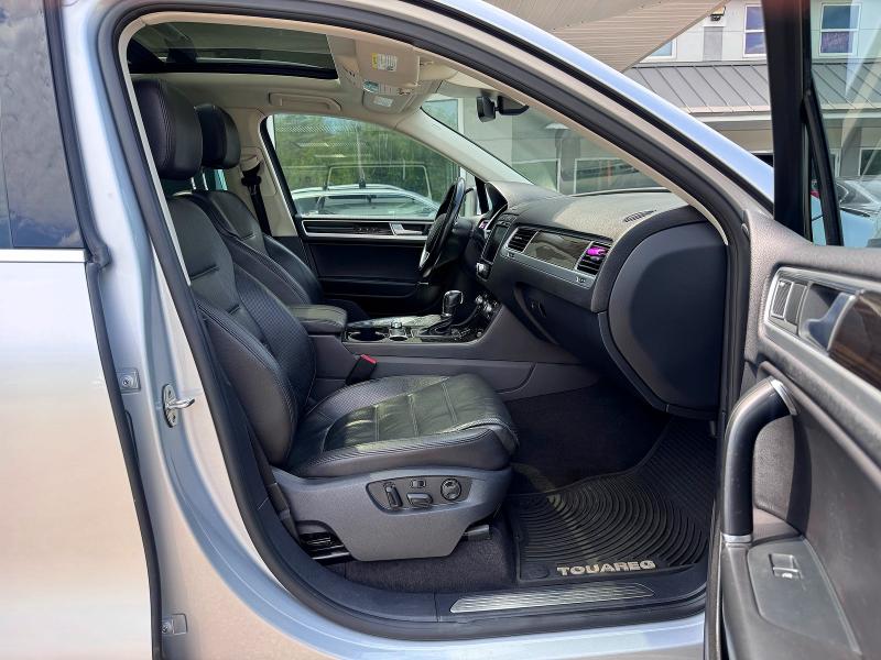 Продаж на аукціоні авто 2017 Volkswagen Touareg, vin: WVGGF7BP8HD001557, номер лоту: 65160976
