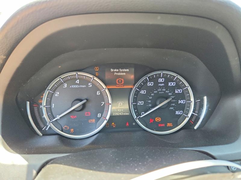 65370106 :رقم المزاد ، 19UUB2F50FA018044 vin ، 2015 Acura Tlx مزاد بيع