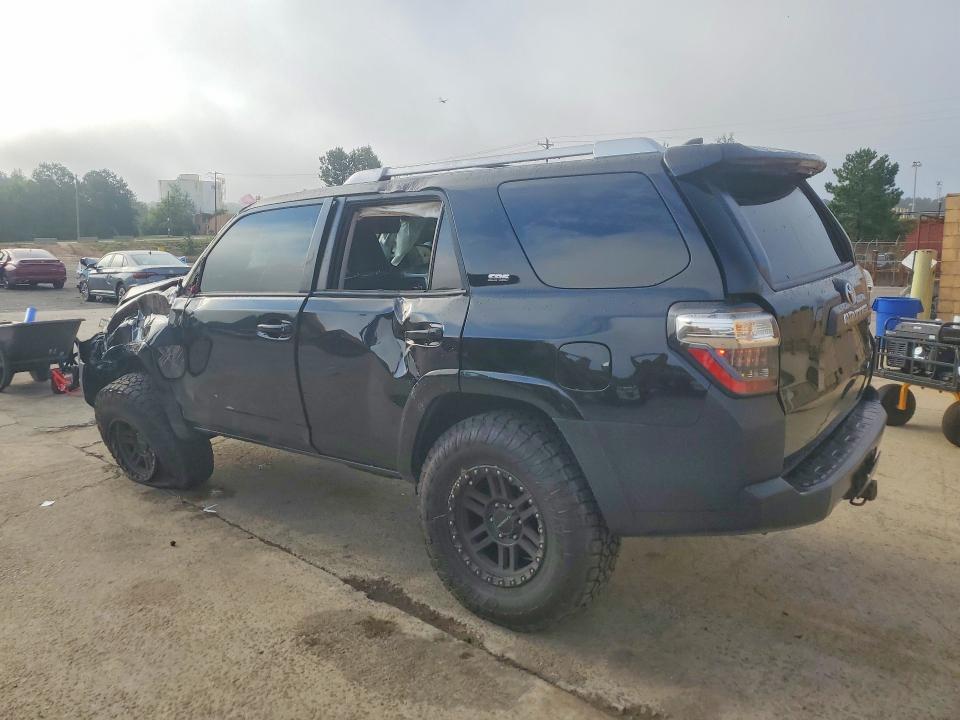 2018 Toyota 4runner მანქანა იყიდება აუქციონზე, vin: JTEBU5JR5J5574925, აუქციონის ნომერი: 63856346