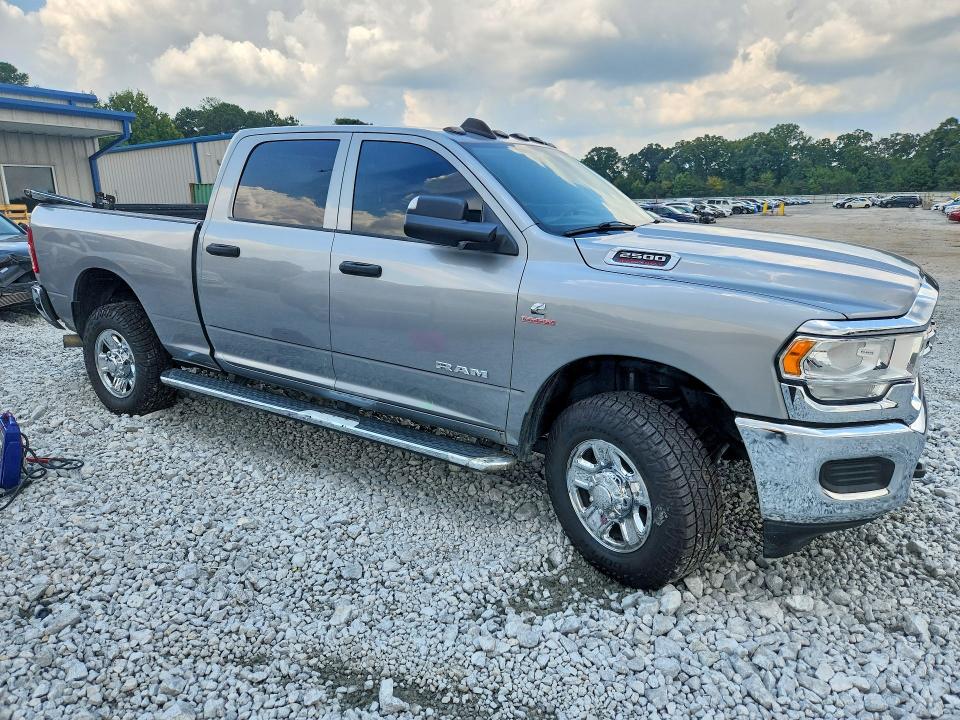 66186776 :رقم المزاد ، 3C6UR5CL6LG268830 vin ، 2020 Ram 2500 مزاد بيع
