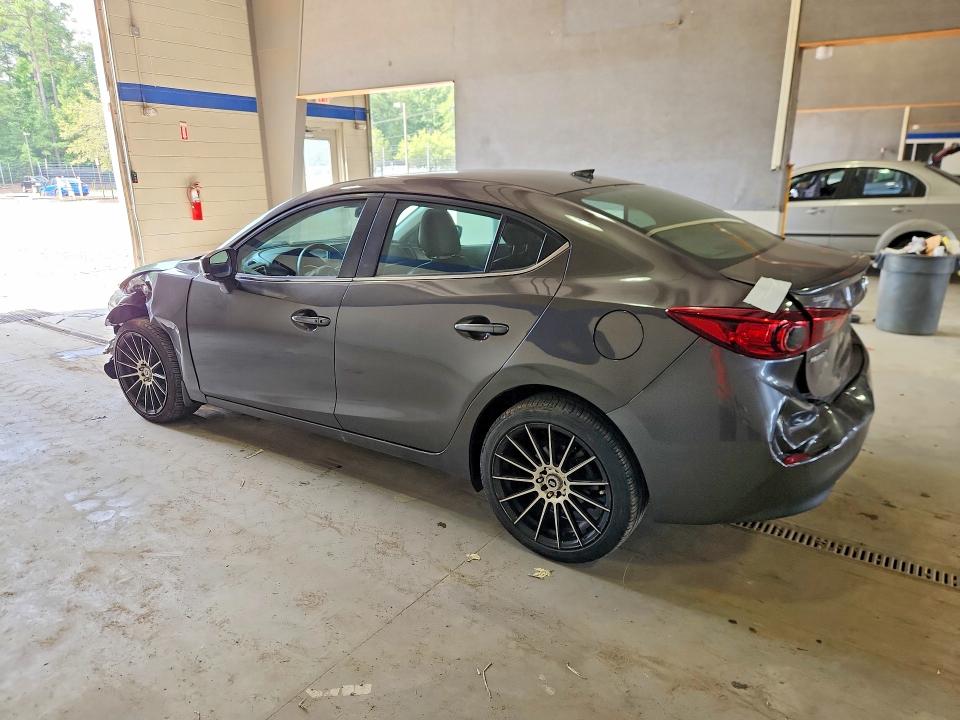 64762516 :رقم المزاد ، 3MZBN1V31JM242097 vin ، 2018 Mazda 3 مزاد بيع