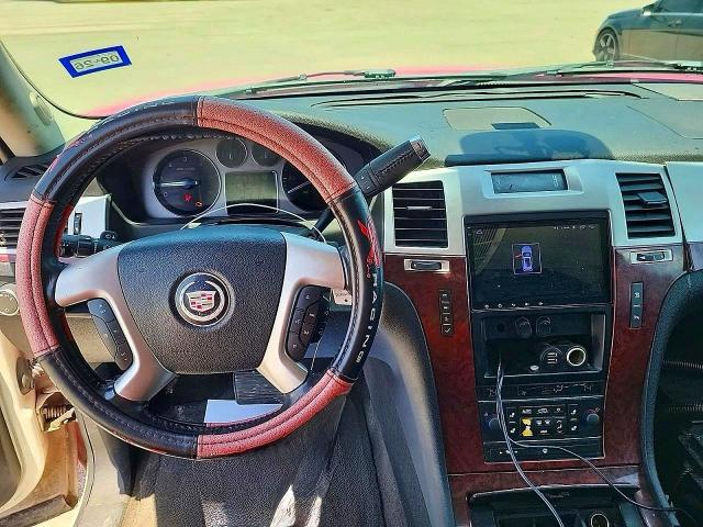 2008 Cadillac Escalade მანქანა იყიდება აუქციონზე, vin: 1GYEC63848R119124, აუქციონის ნომერი: 67417756