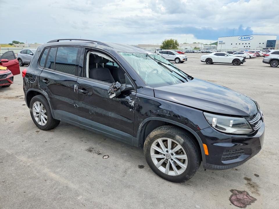 Продажа на аукционе авто 2018 Volkswagen Tiguan Limited, vin: WVGAV7AX4JK002359, номер лота: 65548656