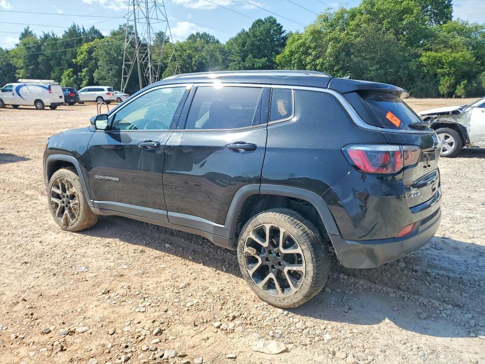 65314016 :رقم المزاد ، 3C4NJDCB9JT231555 vin ، 2018 Jeep Compass مزاد بيع