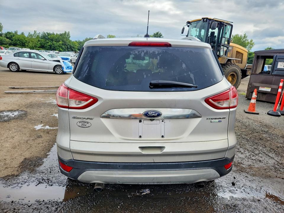 Продаж на аукціоні авто 2016 Ford Escape, vin: 1FMCU9J92GUA58256, номер лоту: 65485766
