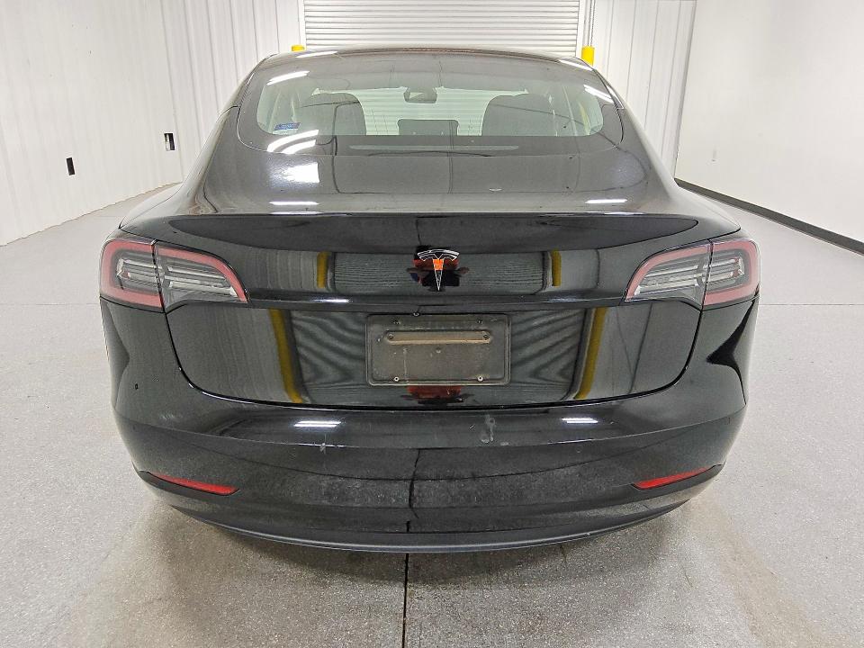 Продажа на аукционе авто 2019 Tesla Model 3, vin: 5YJ3E1EA5KF421142, номер лота: 62704936