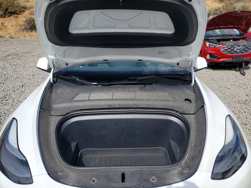 64624886 :رقم المزاد ، 7SAYGAEE8NF524419 vin ، 2022 Tesla Model Y مزاد بيع