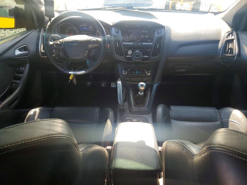 64462316 :رقم المزاد ، 1FADP3L91DL185839 vin ، 2013 Ford Focus مزاد بيع