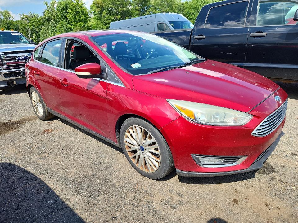 66064596 :رقم المزاد ، 1FADP3N23FL227091 vin ، 2015 Ford Focus مزاد بيع