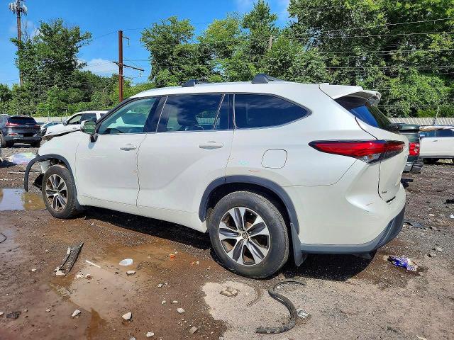 Aukcja sprzedaży 2022 Toyota Highlander, vin: 5TDGZRBH2NS560599, numer aukcji: 67138356