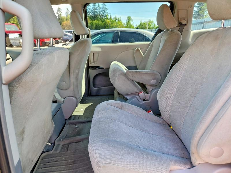 2014 Toyota Sienna მანქანა იყიდება აუქციონზე, vin: 5TDZK3DC5ES448438, აუქციონის ნომერი: 65702776