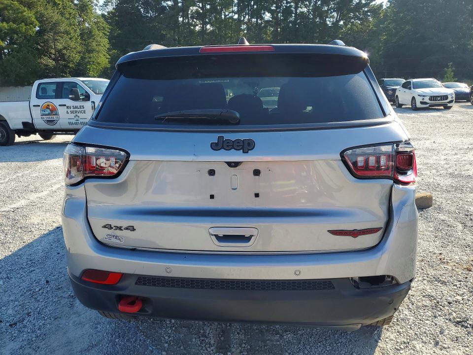 66491776 :رقم المزاد ، 3C4NJDDB1NT108742 vin ، 2022 Jeep Compass مزاد بيع