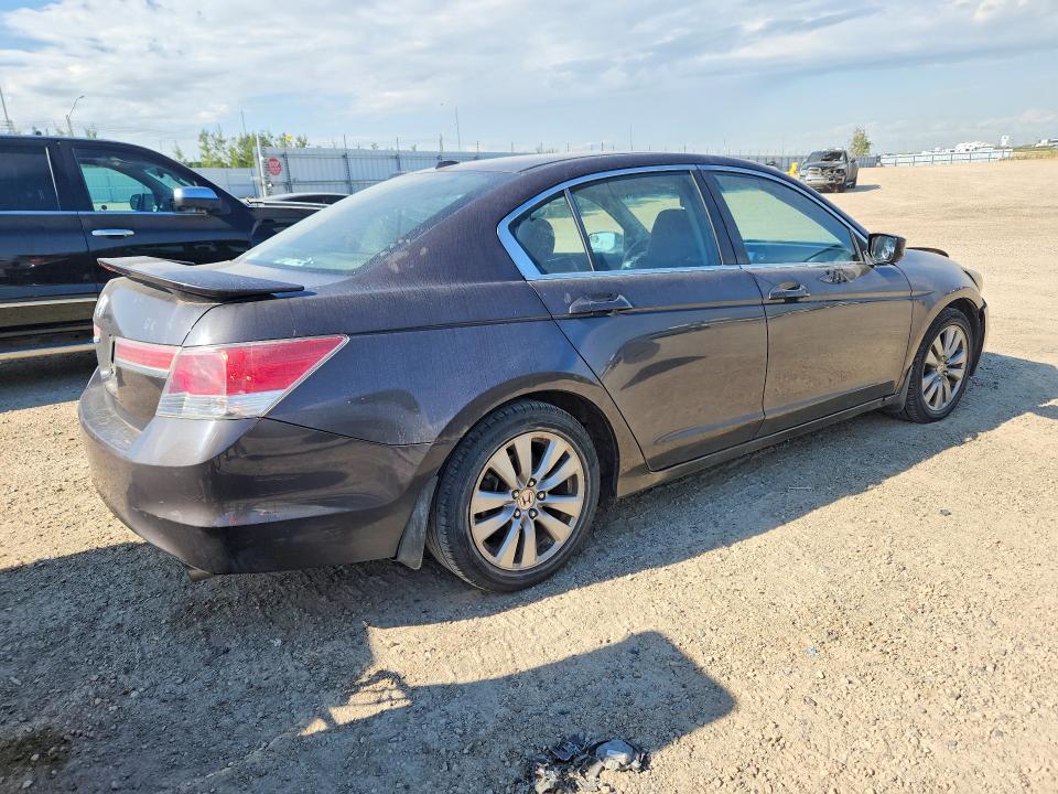 2011 Honda Accord მანქანა იყიდება აუქციონზე, vin: 1HGCP2F83BA804342, აუქციონის ნომერი: 65815816
