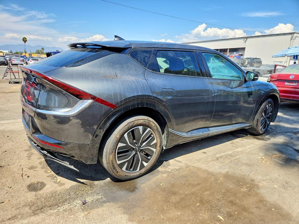 Продажа на аукционе авто 2023 Kia Ev6, vin: KNDC34LA1P5604766, номер лота: 66452086