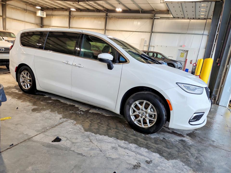 Aukcja sprzedaży 2023 Chrysler Pacifica, vin: 2C4RC1FG6PR619758, numer aukcji: 63014116