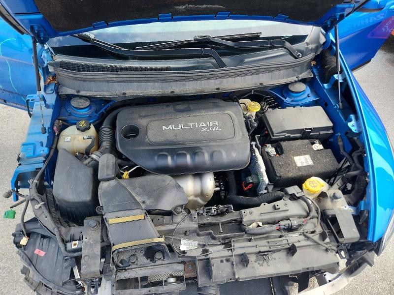 64559786 :رقم المزاد ، 1C4PJLCB0JD590267 vin ، 2018 Jeep Cherokee مزاد بيع