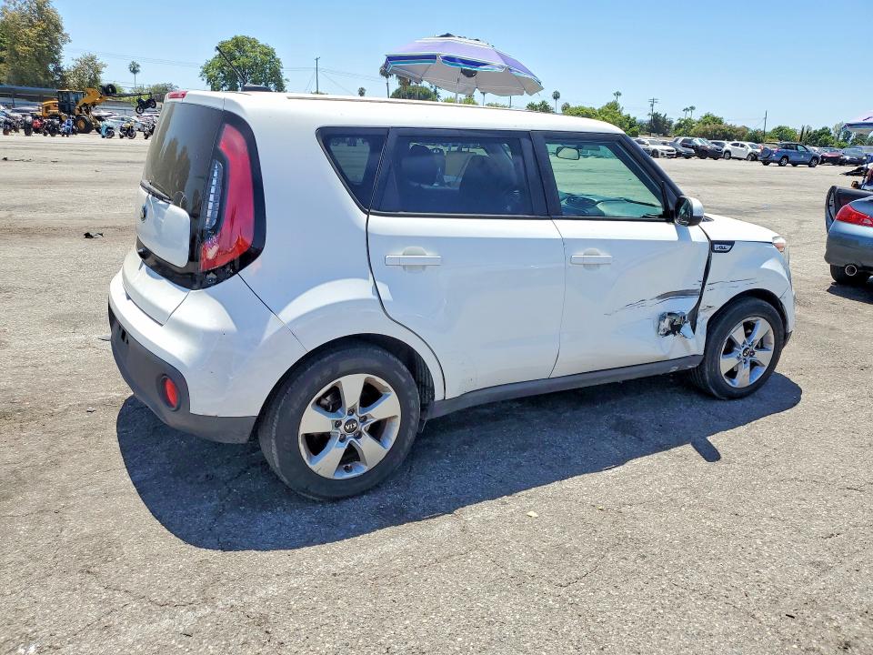 63747606 :رقم المزاد ، KNDJN2A24J7558184 vin ، 2018 Kia Soul مزاد بيع