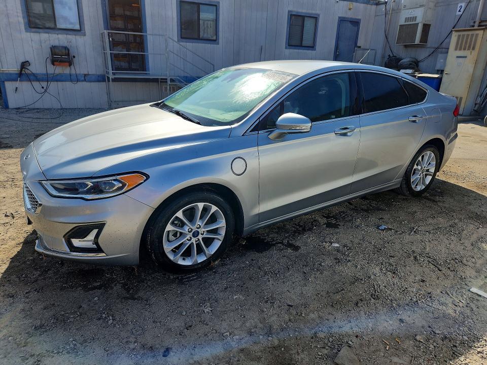 Auction sale of the 2020 Ford Fusion, vin: 3FA6P0SU6LR230318, lot number: 64397116