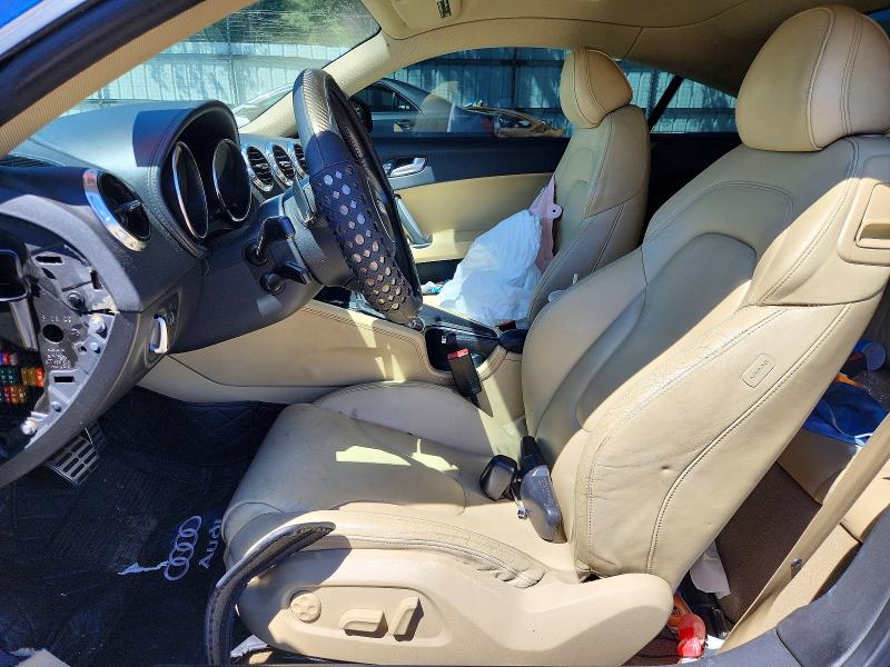2011 Audi Tt მანქანა იყიდება აუქციონზე, vin: TRUKFAFK1B1023540, აუქციონის ნომერი: 64123256