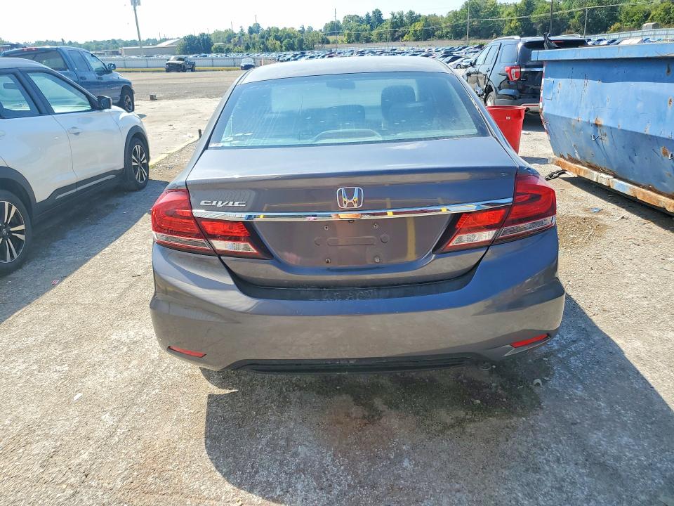 Продажа на аукционе авто 2015 Honda Civic, vin: 19XFB2F57FE038828, номер лота: 67087846