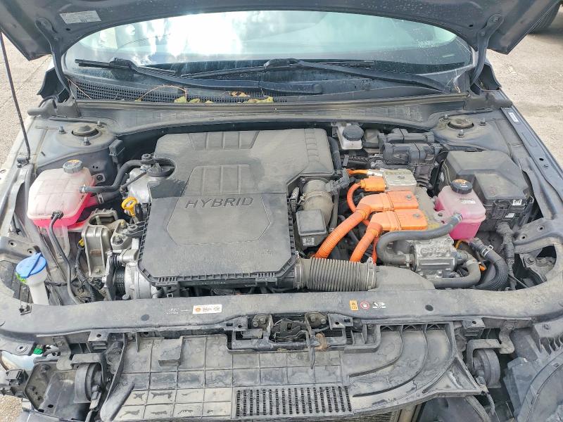 2025 Hyundai Elantra Hybrid მანქანა იყიდება აუქციონზე, vin: KMHLM4DJ8SU131695, აუქციონის ნომერი: 64590406