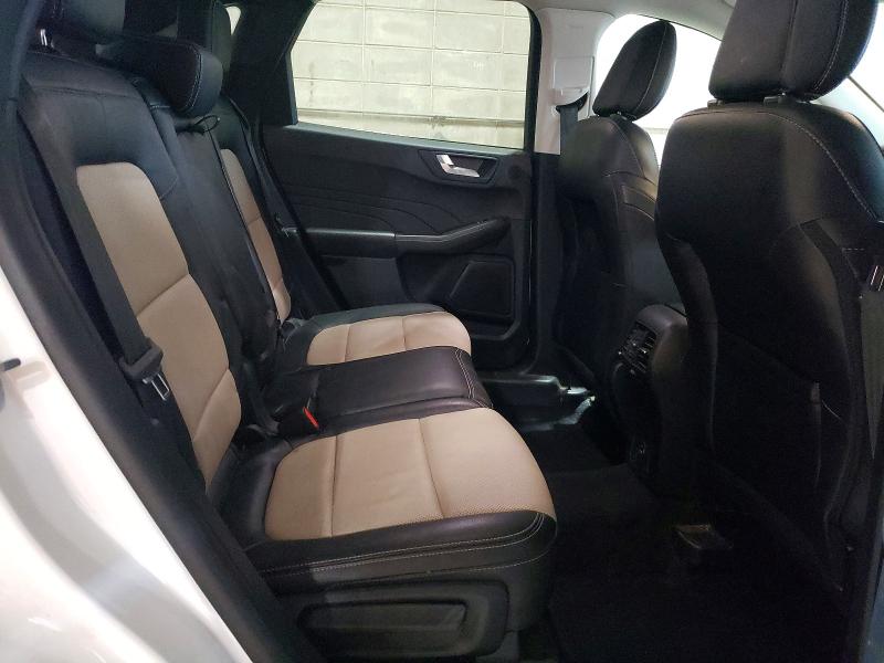 65647186 :رقم المزاد ، 1FMCU9J90NUA57037 vin ، 2022 Ford Escape مزاد بيع