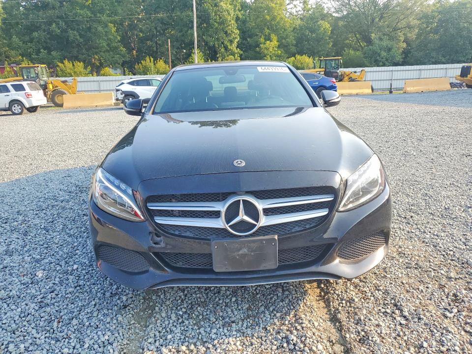 64439916 :رقم المزاد ، 55SWF4KB9JU269162 vin ، 2018 Mercedes-benz C مزاد بيع
